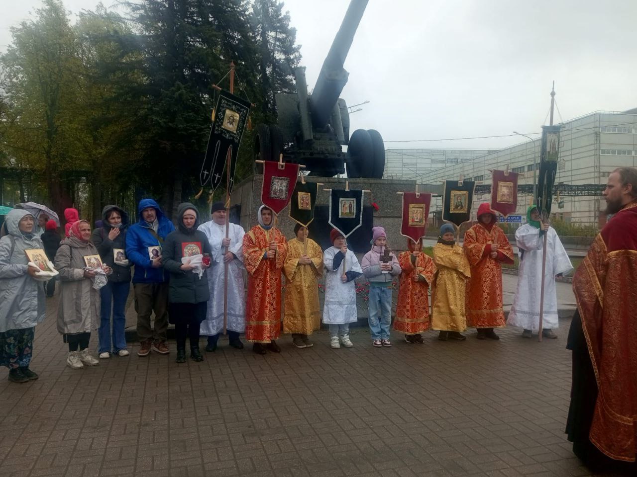 Пасхальный крестный ход в Клину